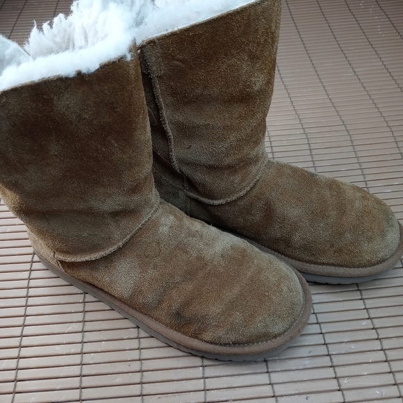 Ugg's Koolaburra Remley Short with Buckle Chestnut 1105792 women's sz 7. 42pm - Picture 2 of 11